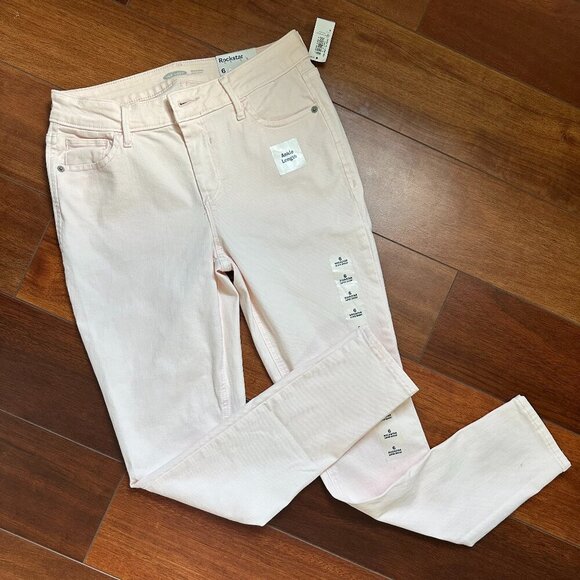 NWT Old Navy Pink Rockstar Jeans Size 6 - Picture 1 of 5